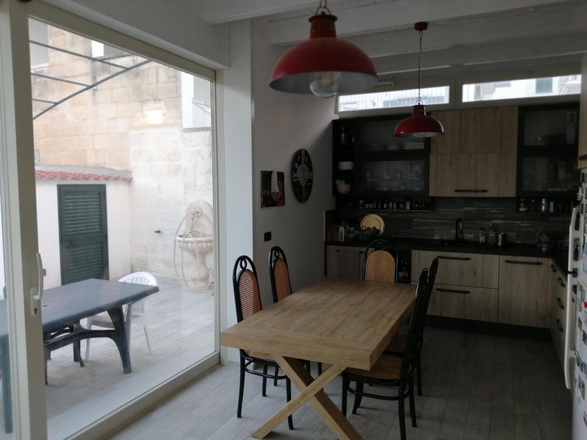 Casa Lauretta - Terrazza - Garage Wifi E Bici Gratuite Villa เลชเช ภายนอก รูปภาพ