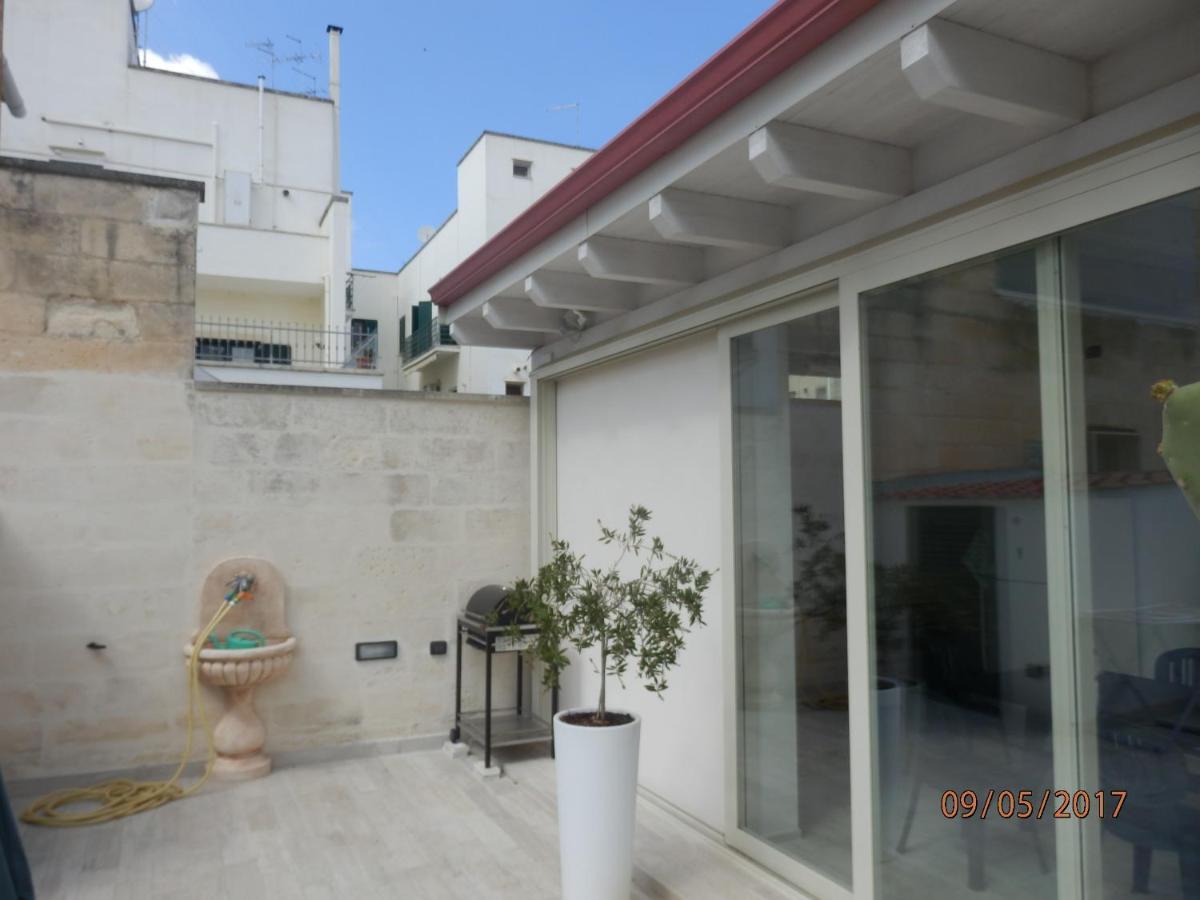 Casa Lauretta - Terrazza - Garage Wifi E Bici Gratuite Villa เลชเช ภายนอก รูปภาพ