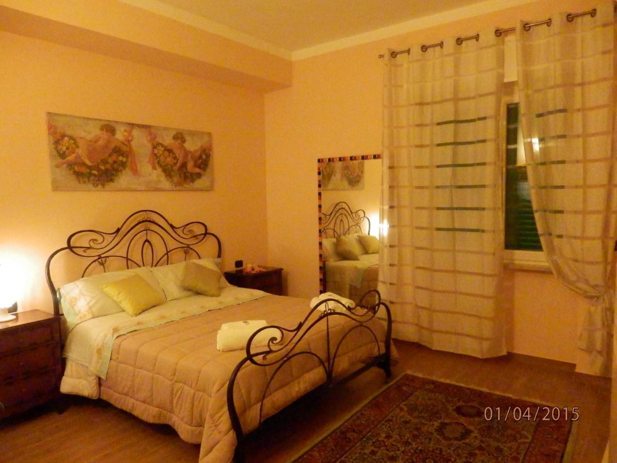 Casa Lauretta - Terrazza - Garage Wifi E Bici Gratuite Villa เลชเช ภายนอก รูปภาพ