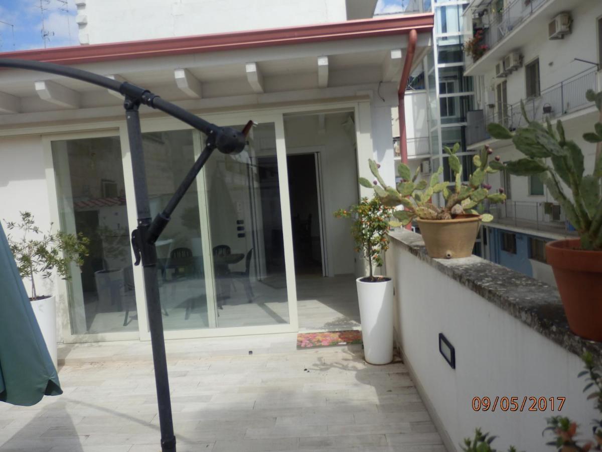 Casa Lauretta - Terrazza - Garage Wifi E Bici Gratuite Villa เลชเช ภายนอก รูปภาพ