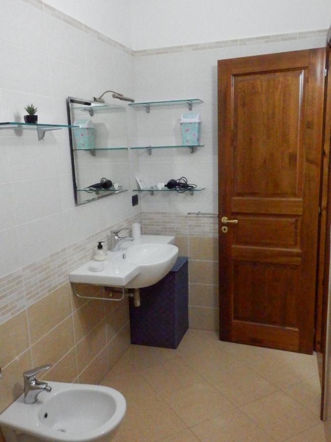 Casa Lauretta - Terrazza - Garage Wifi E Bici Gratuite Villa เลชเช ภายนอก รูปภาพ