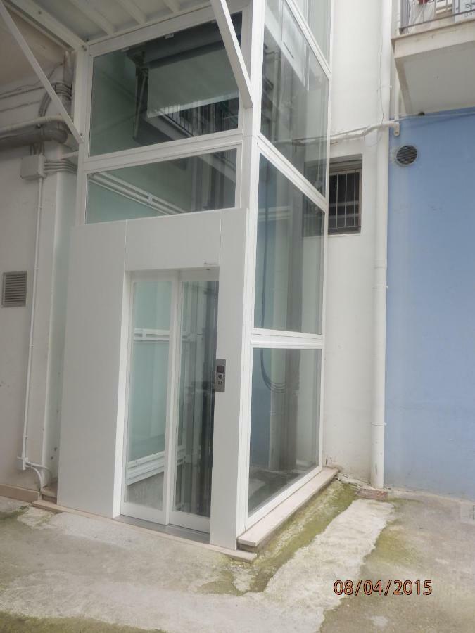 Casa Lauretta - Terrazza - Garage Wifi E Bici Gratuite Villa เลชเช ภายนอก รูปภาพ